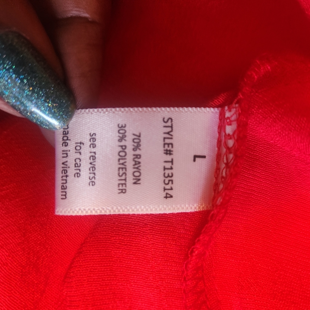 Active USA red top. Spaghetti straps. Size Large. Blue, brown, and white border. - Picture 3 of 10